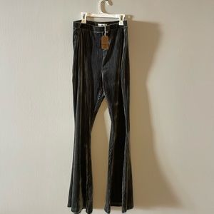 Natural life Joplin velvet flare pants. Size L sage